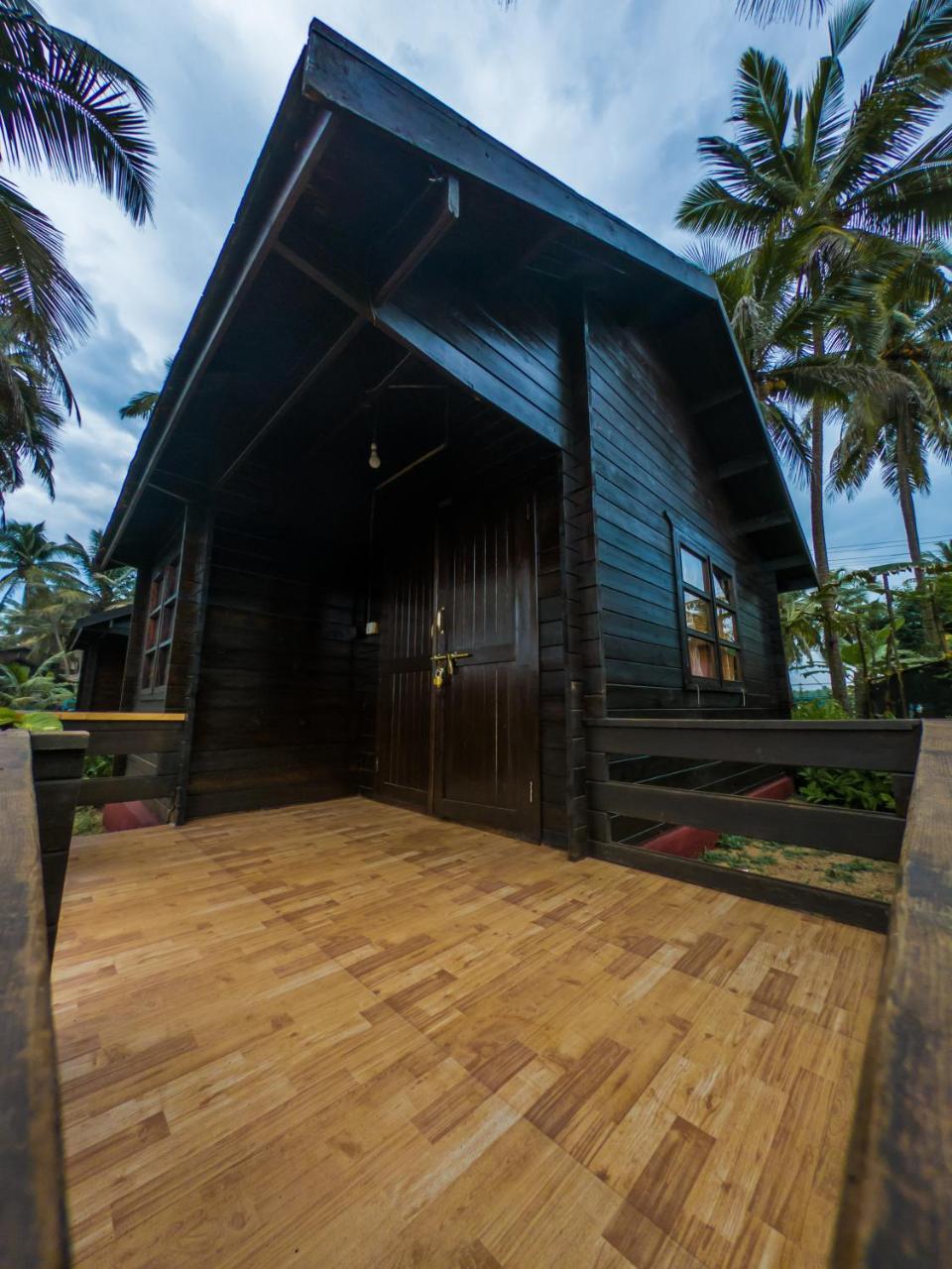 Vista Praia Beach Resort Anjuna Exterior foto